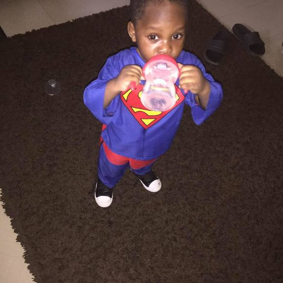 Meet your Posher, Olusegun - Picture 1 of 1